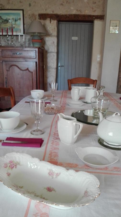 Lembaudie Saint-Privat-des-Pres ภายนอก รูปภาพ